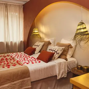 bd-room-love-room-cosy-a-saint-etienne.hotels-rhonealpes.com/